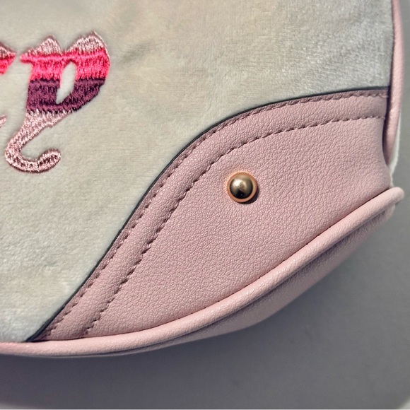 Juicy Couture Y2K Crystal Retro Vibe Shoulder Bag in Pink and Off White - Picture 5 of 8